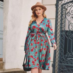 SHEIN Floral Print Pleated Hem Belted Dress